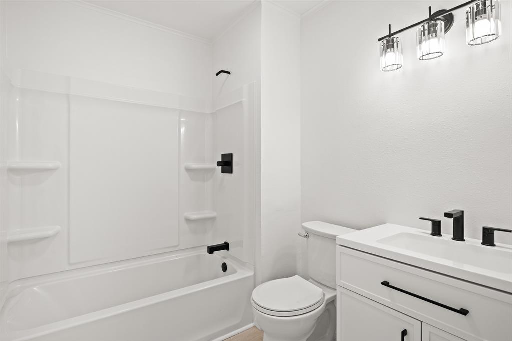 607 W Campbell Road Property Photo 17