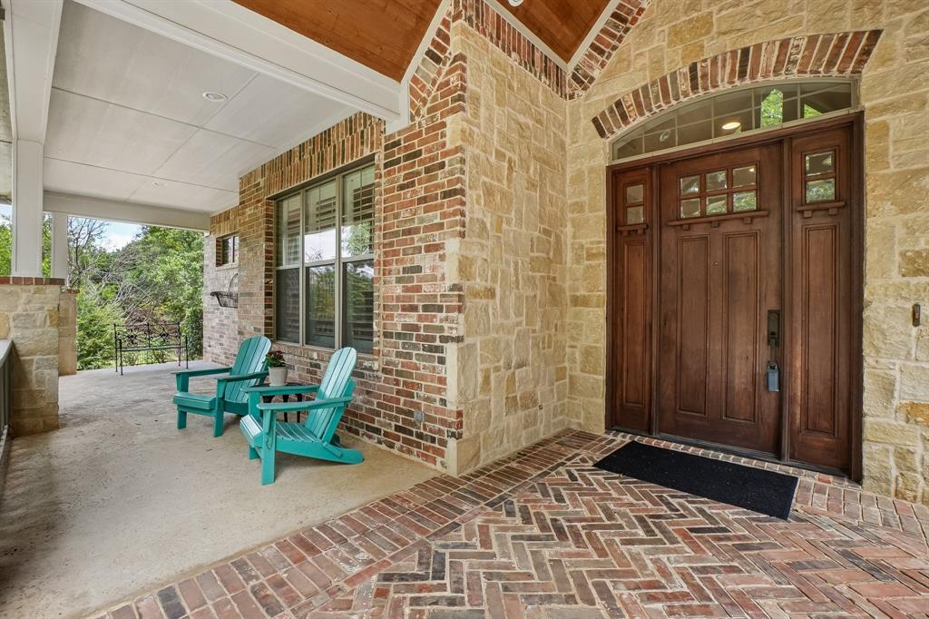 6407 Meadowcrest Lane Property Photo 1