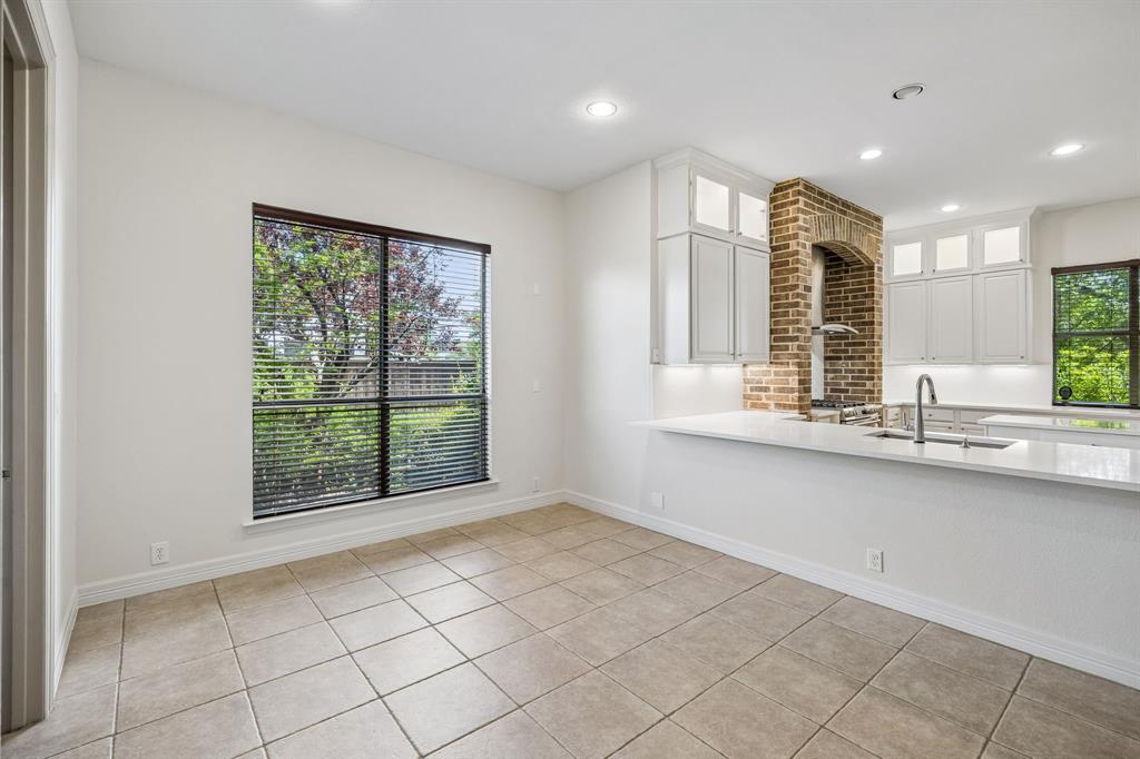 2012 Woodbine Circle Property Photo 16