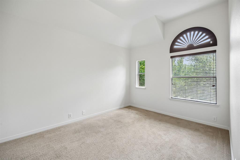 2012 Woodbine Circle Property Photo 27