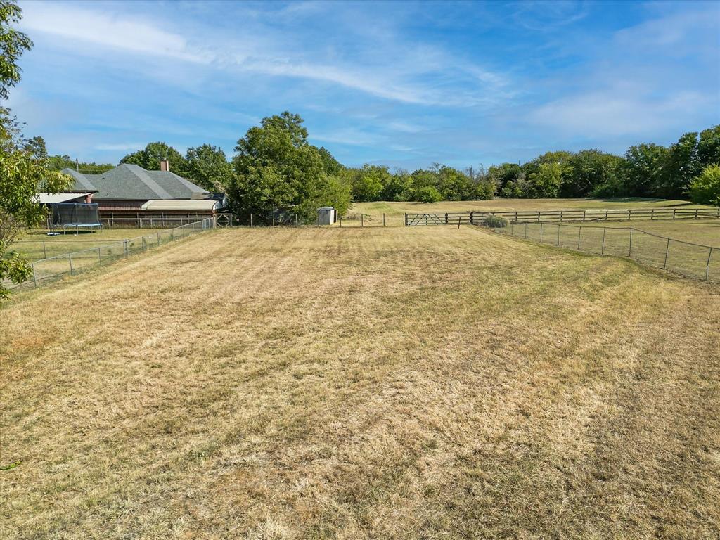 1018 Mockingbird Lane Property Photo 3