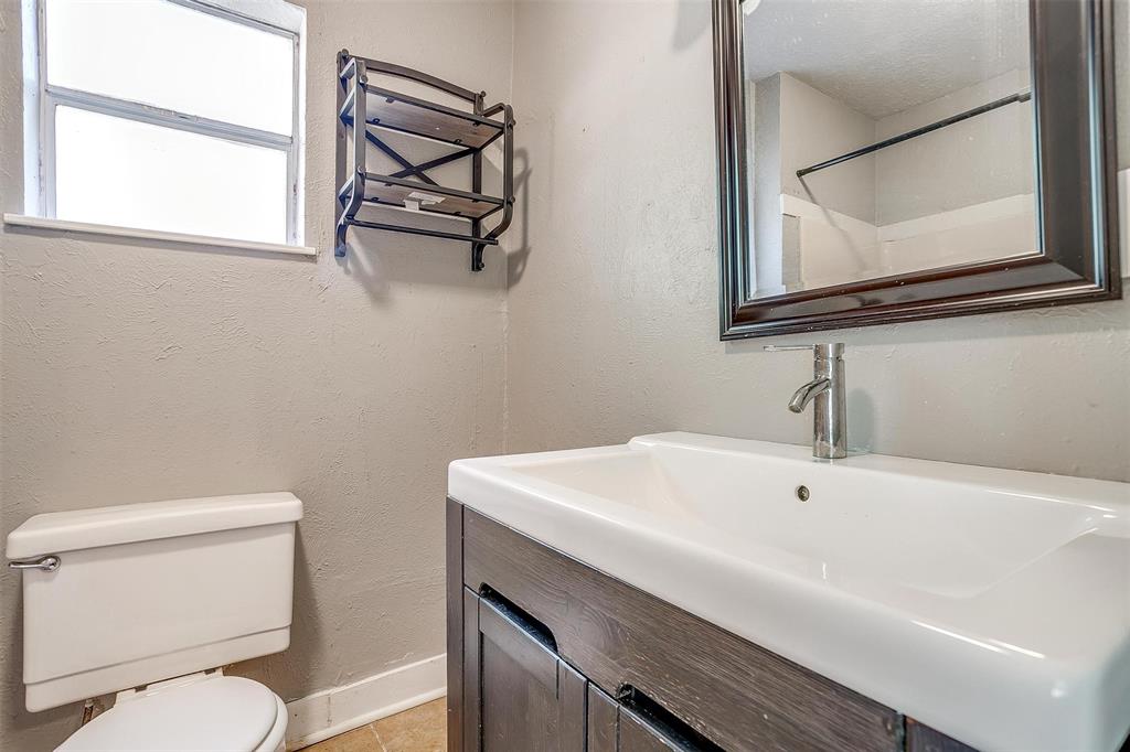 410 W Baylor Street Property Photo 13
