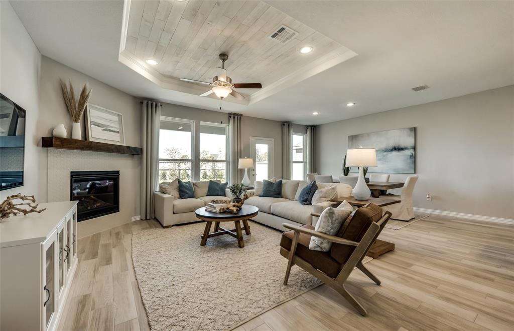 8616 Bur Oak Drive Property Photo 8