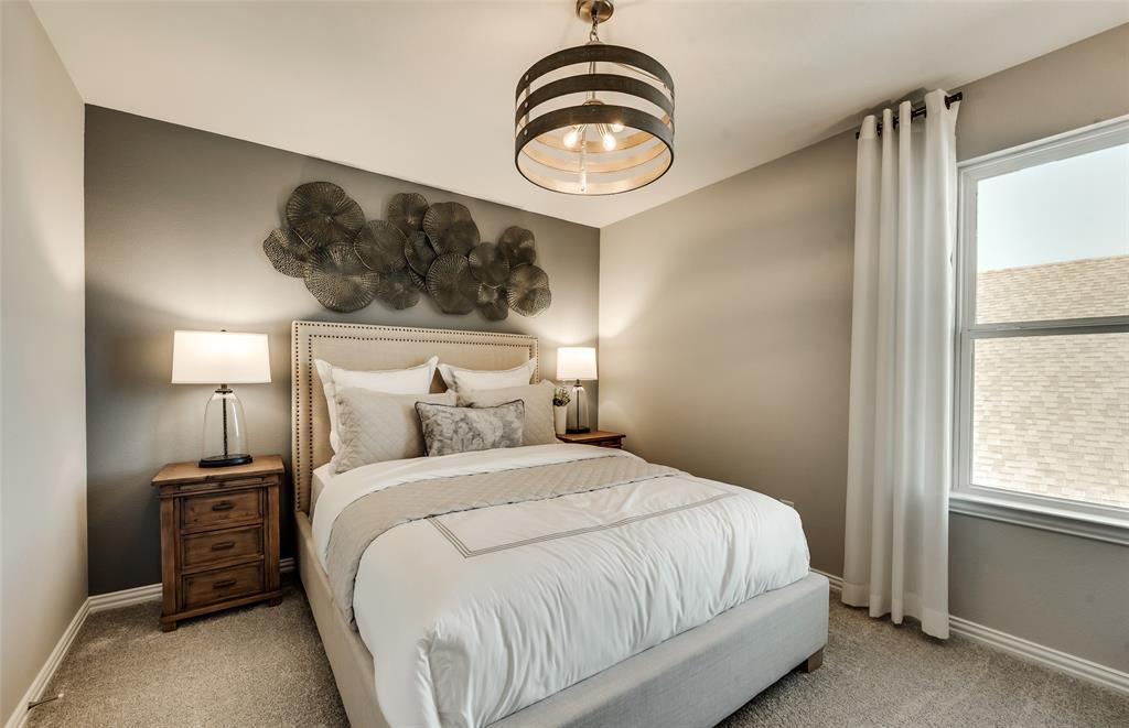 8616 Bur Oak Drive Property Photo 15