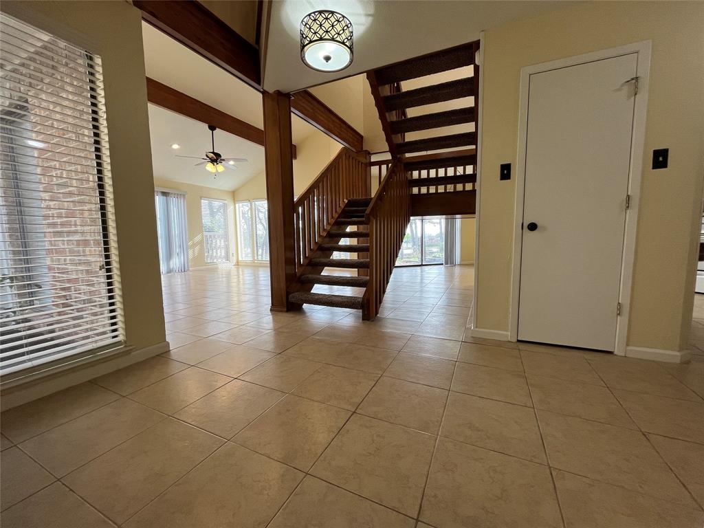 117 Summit Cove Property Photo 6