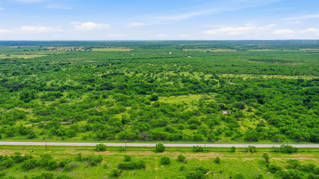 141+-ac Fm 880 Property Photo 2
