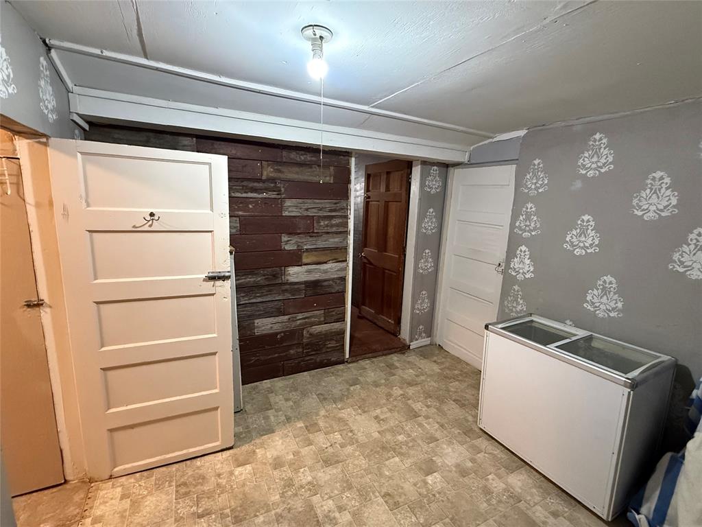 2803 Avenue C Property Photo 14