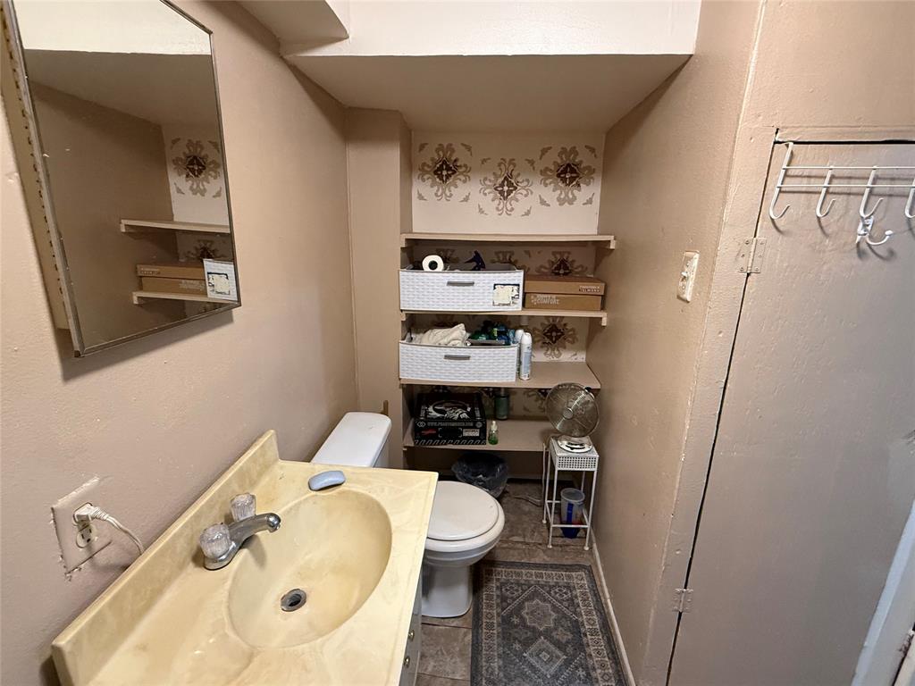 2803 Avenue C Property Photo 16
