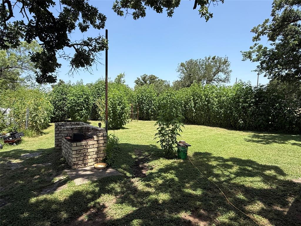 2803 Avenue C Property Photo 20