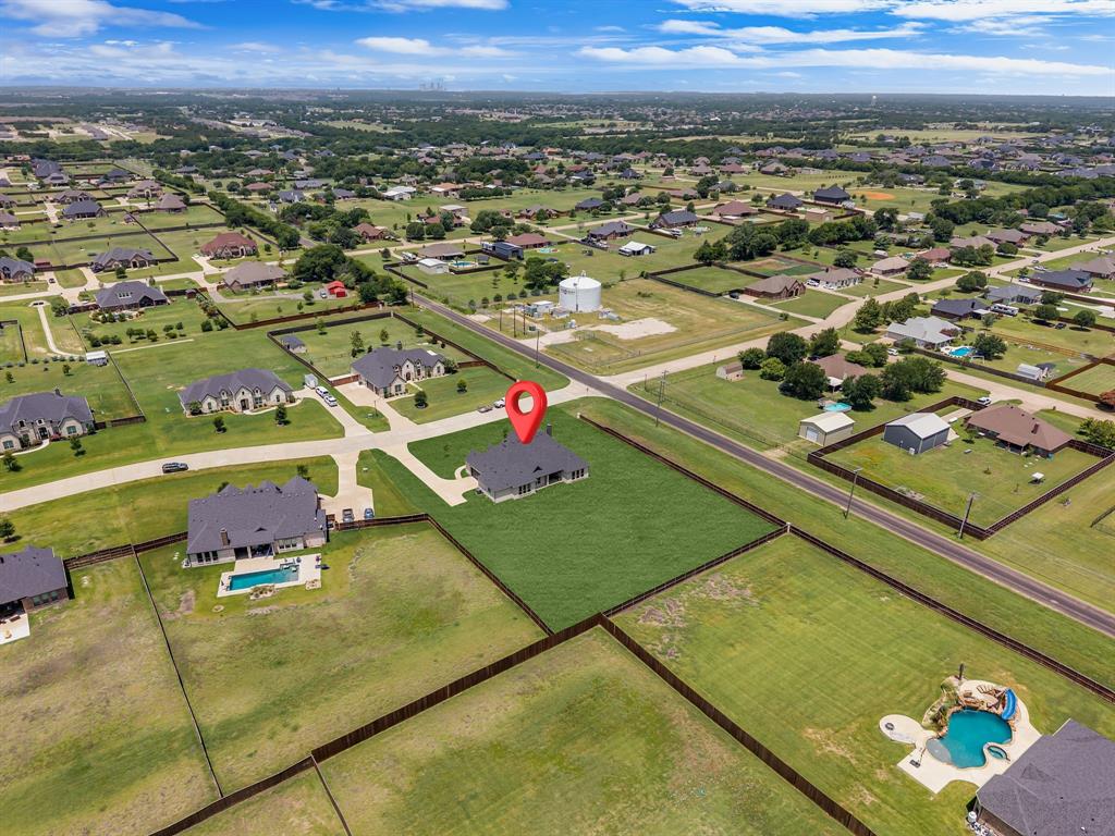 610 Cimarron Meadows Drive Property Photo 33
