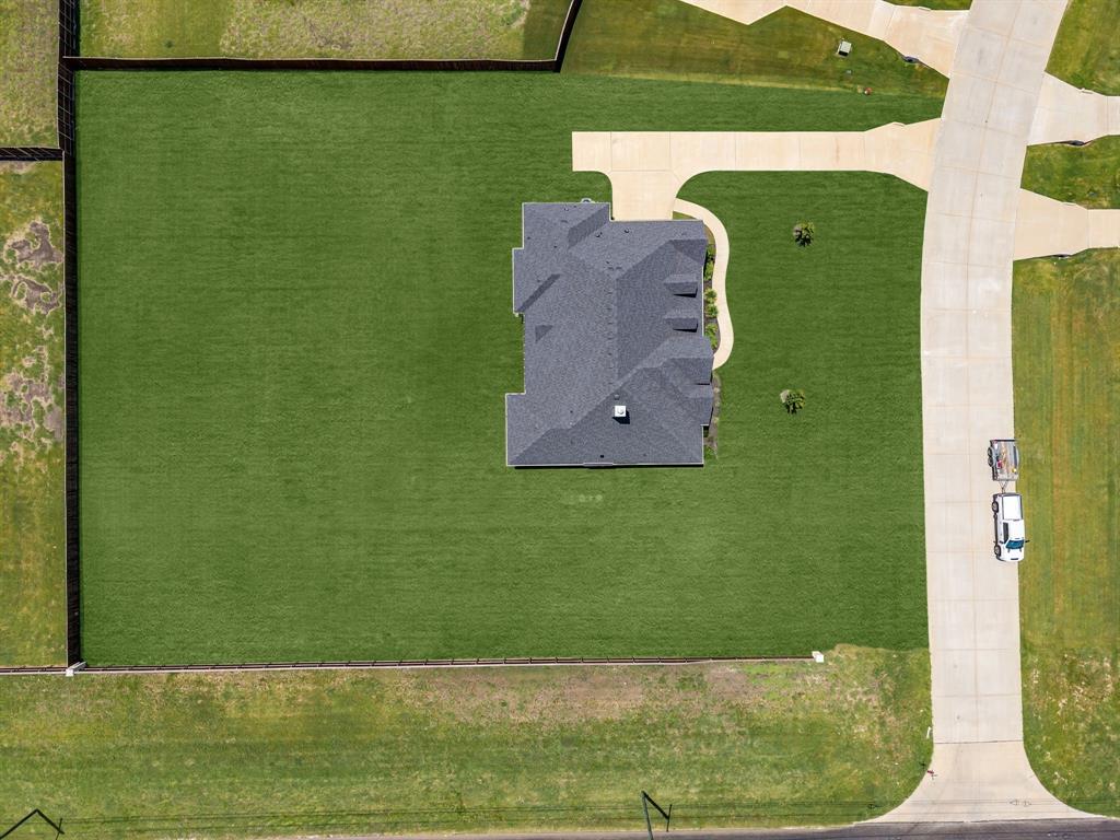 610 Cimarron Meadows Drive Property Photo 34