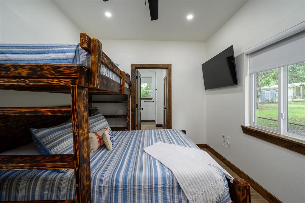 150 Preston Shores Property Photo 25