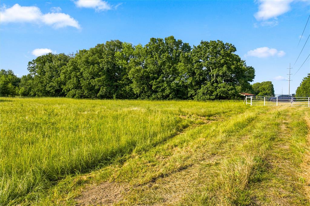 610 County Road 2040 Property Photo 12