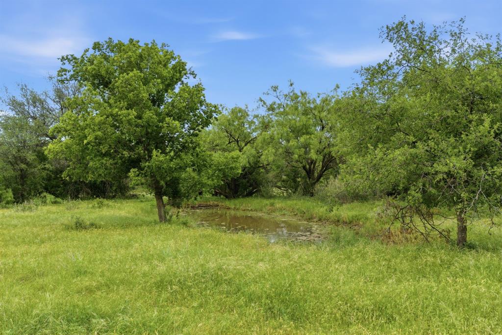256+-ac Fm 880 Property Photo 4