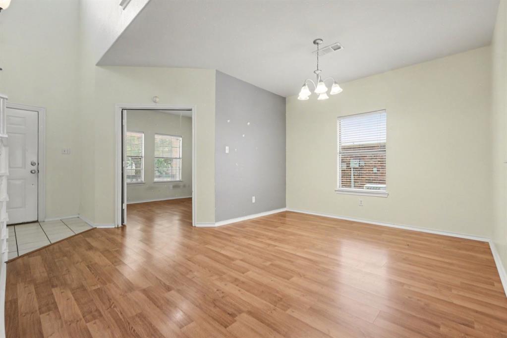 3425 Hermalinda Drive Property Photo 3