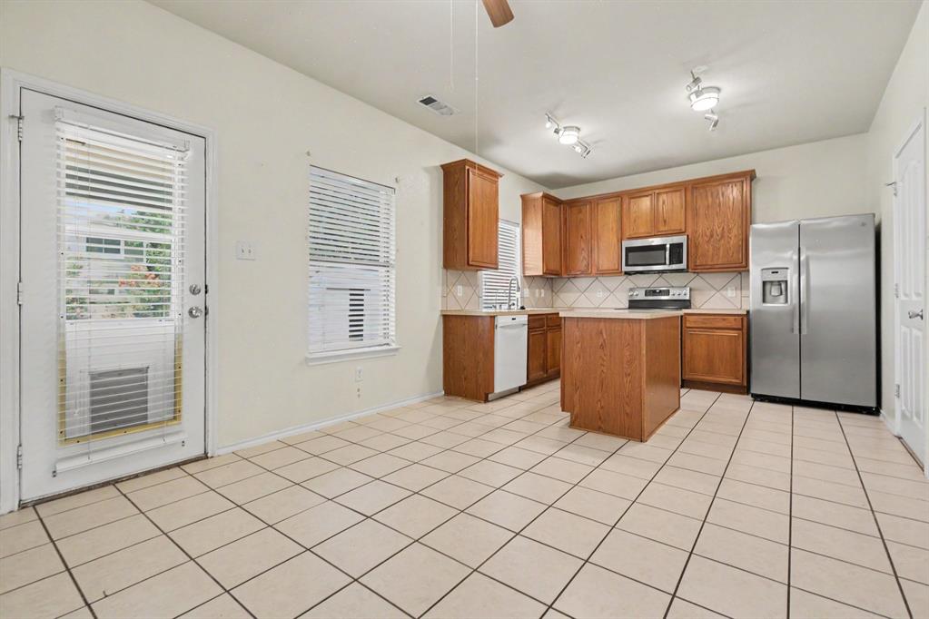 3425 Hermalinda Drive Property Photo 9