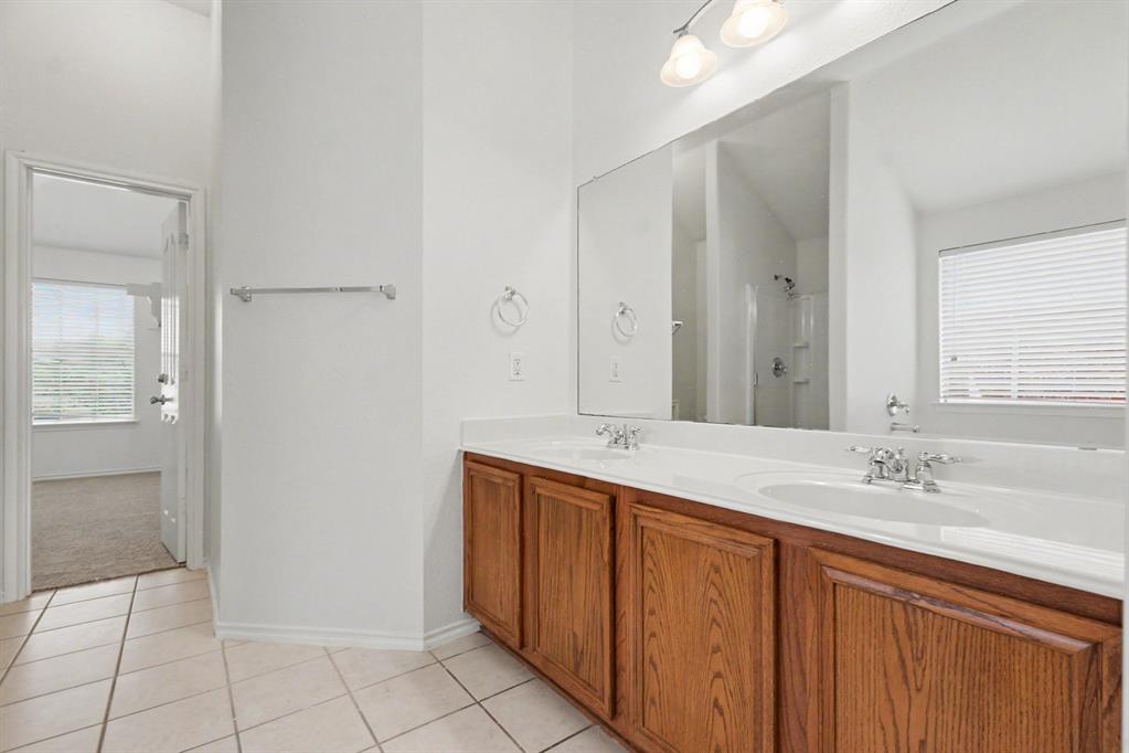 3425 Hermalinda Drive Property Photo 24