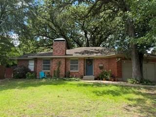 1906 E Beverly Drive Property Photo 1