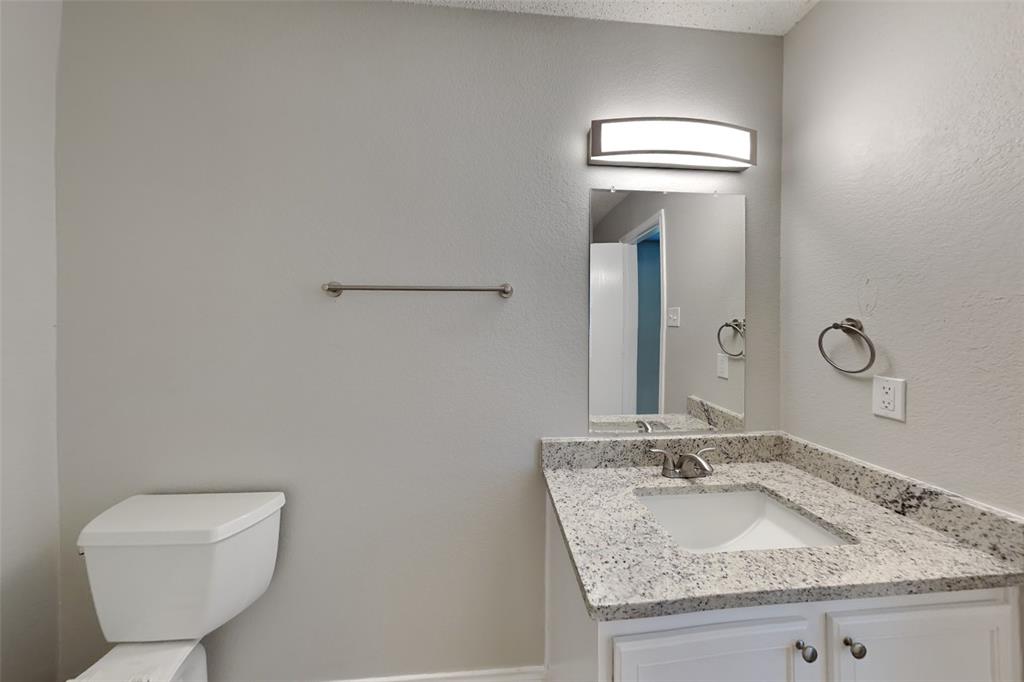 1305 Highcrest Drive Property Photo 10
