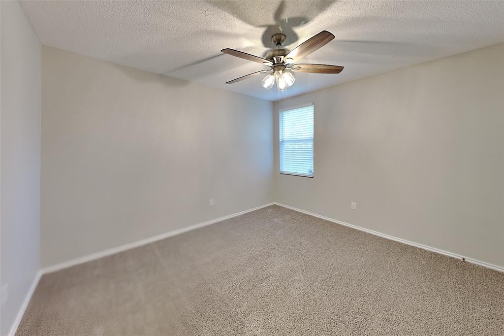 1305 Highcrest Drive Property Photo 14