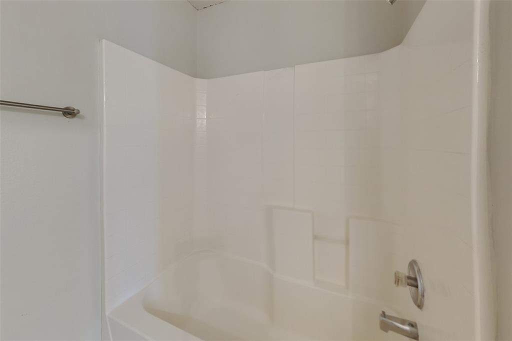 1305 Highcrest Drive Property Photo 19