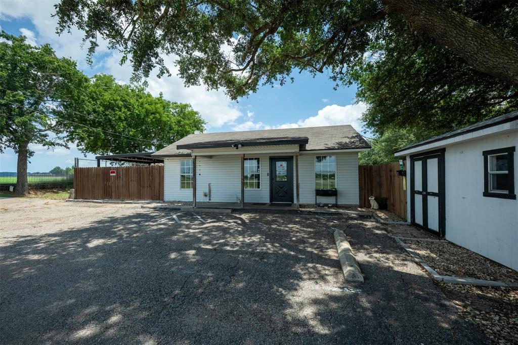5327 Old Lorena Road Property Photo 7