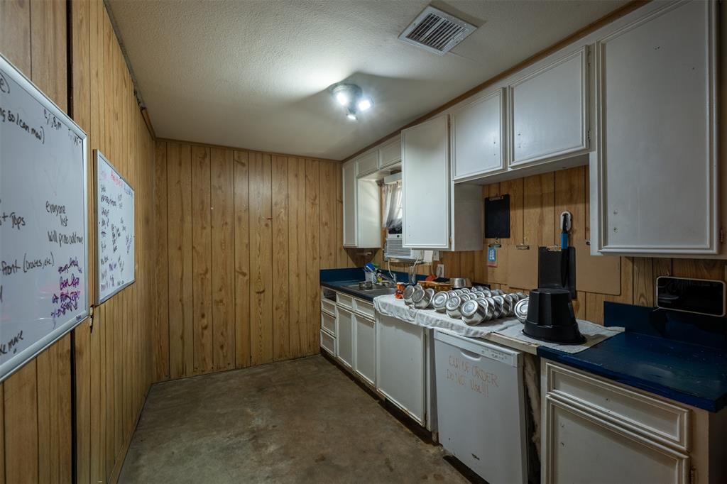 5327 Old Lorena Road Property Photo 11