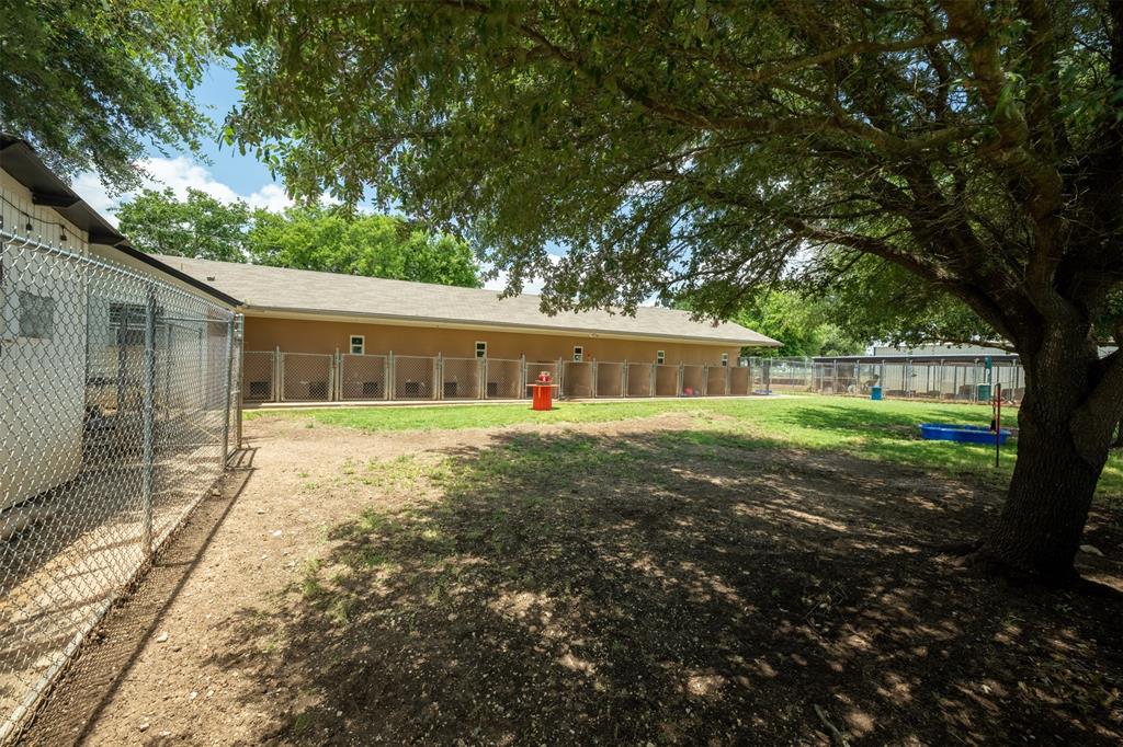 5327 Old Lorena Road Property Photo 13