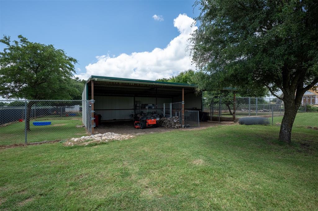 5327 Old Lorena Road Property Photo 16