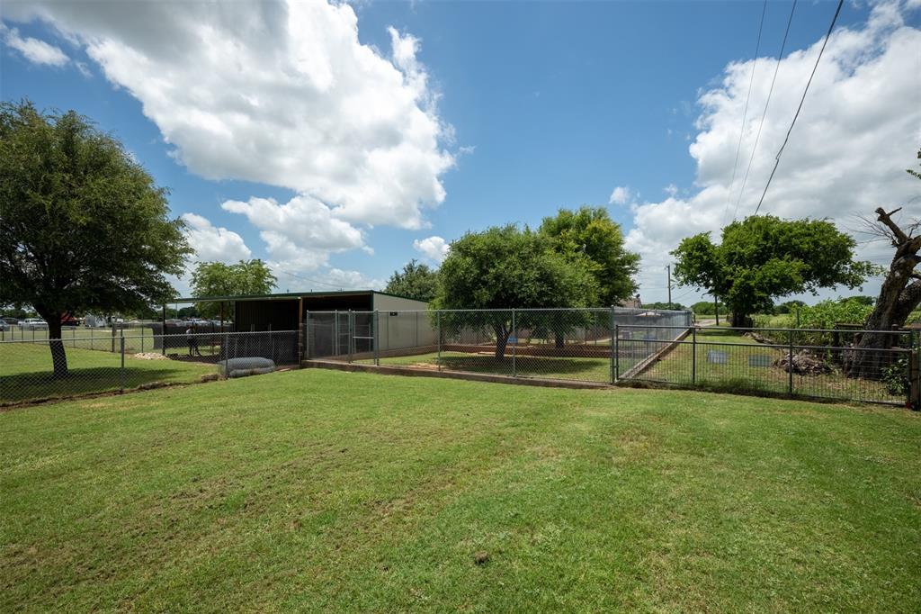 5327 Old Lorena Road Property Photo 29