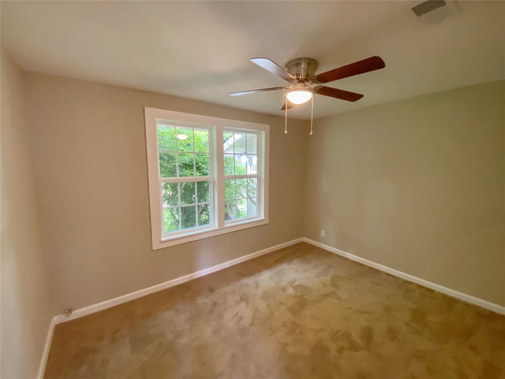 3658 Bellaire Avenue Property Photo 15