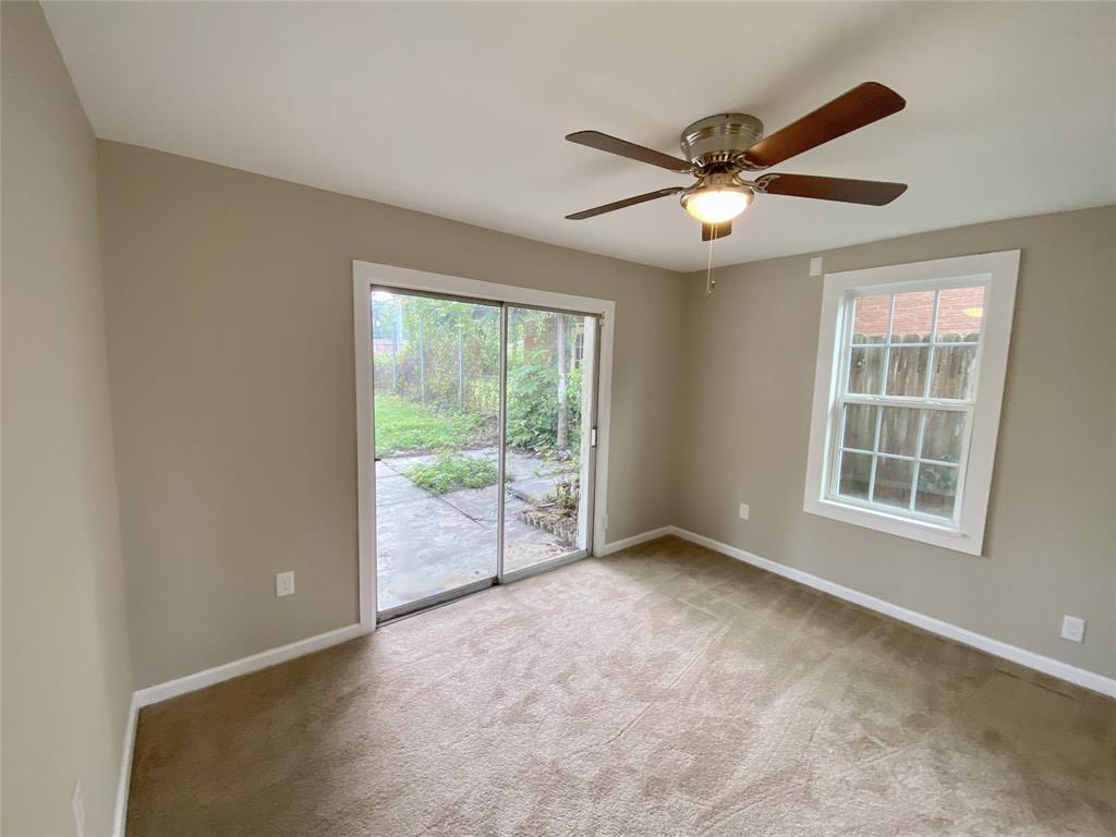 3658 Bellaire Avenue Property Photo 17
