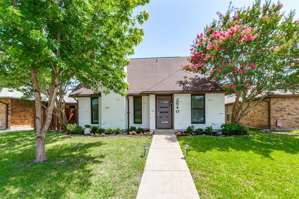 2540 Sunscape Lane Property Photo 1