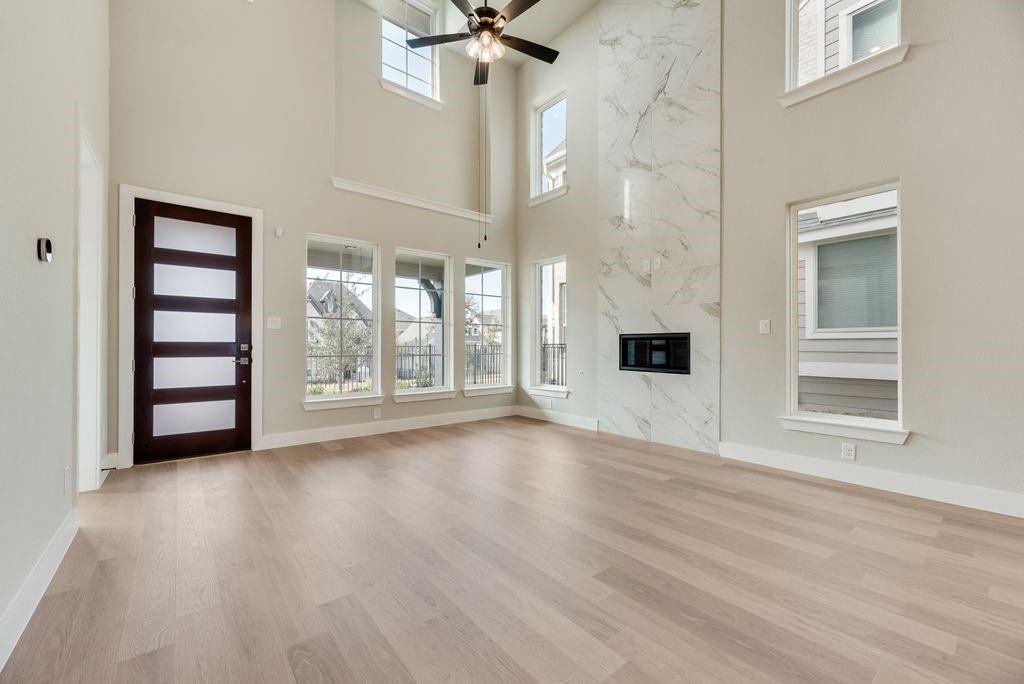 1525 Euclid Alley Property Photo 1