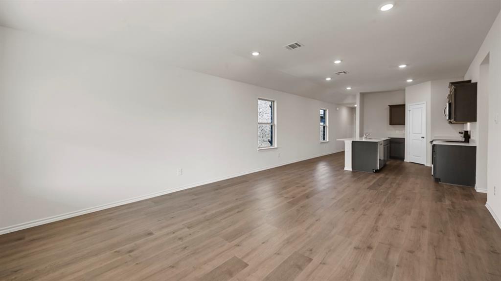 5819 Blue Sky Drive Property Photo 19