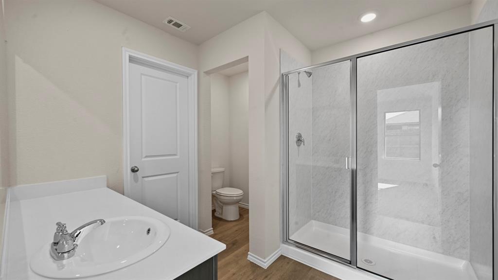 5819 Blue Sky Drive Property Photo 25