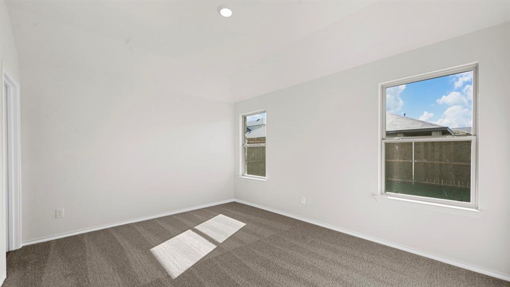 5819 Blue Sky Drive Property Photo 31