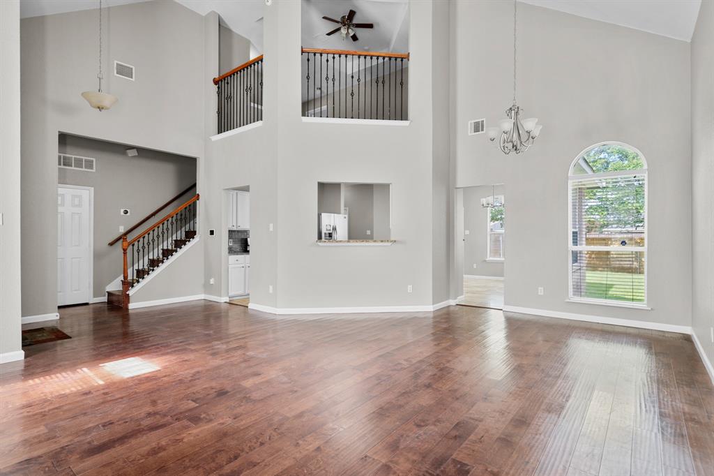 1229 Clear Creek Drive Property Photo 6