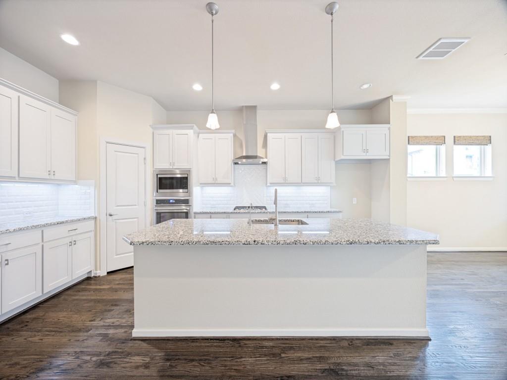 1107 Alpine Drive Property Photo 3