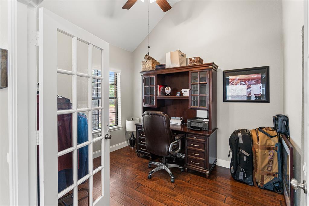 2219 Greenview Drive Property Photo 1