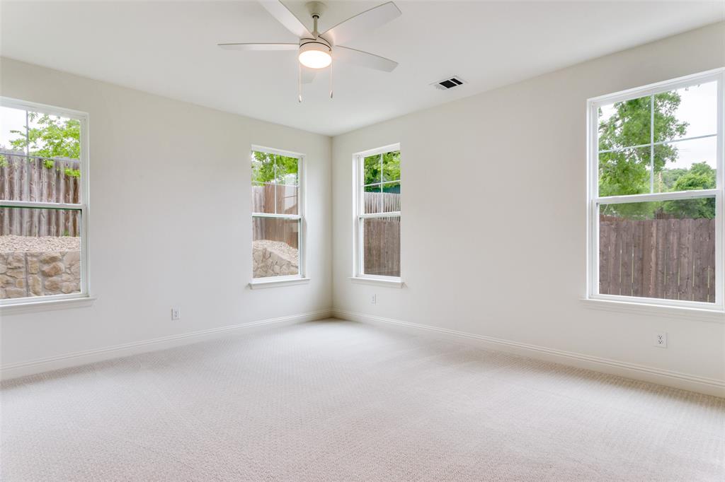 850 Meadow Place Drive Property Photo 7