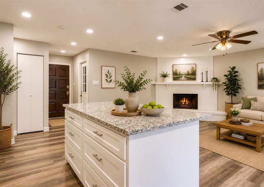 7813 Evening Star Property Photo 11