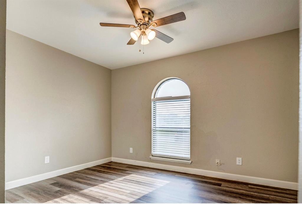 7813 Evening Star Property Photo 18