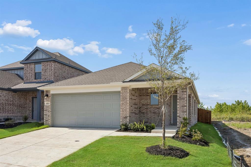 831 Hillcrest Bouvelard Property Photo 1