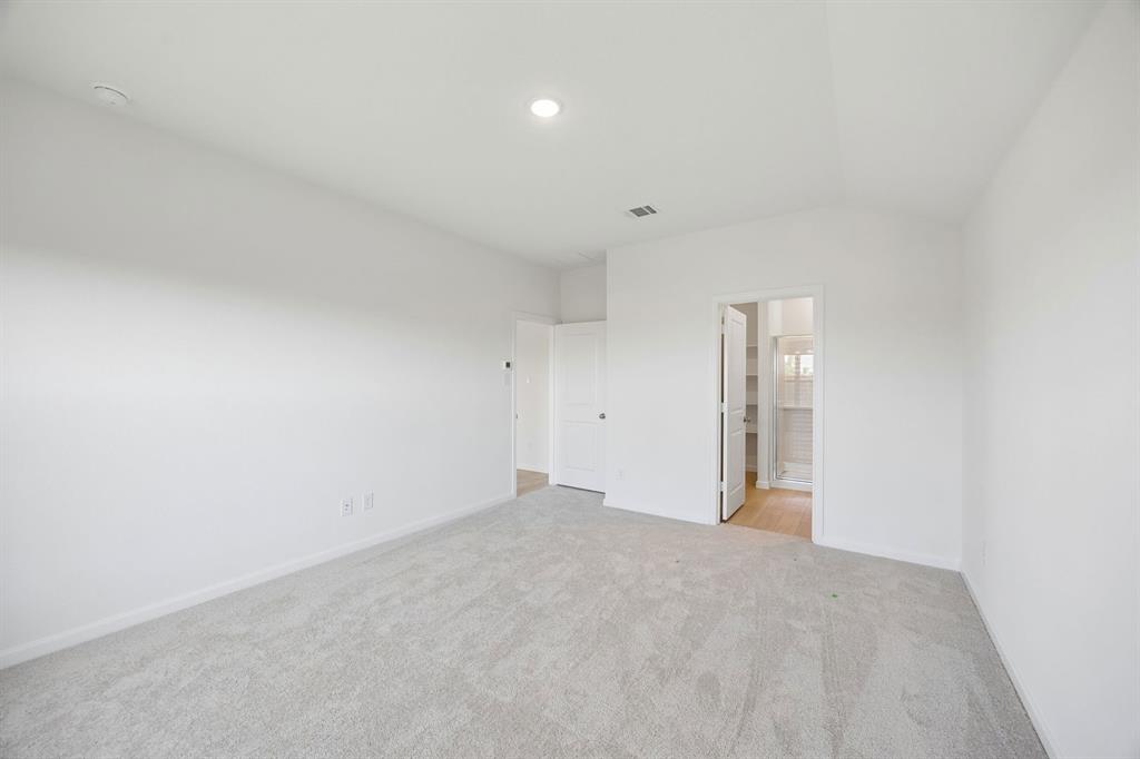 831 Hillcrest Bouvelard Property Photo 16