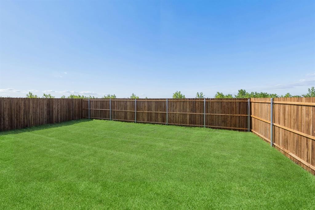 831 Hillcrest Bouvelard Property Photo 25