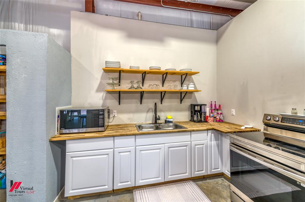 508 Powell Road Property Photo 15