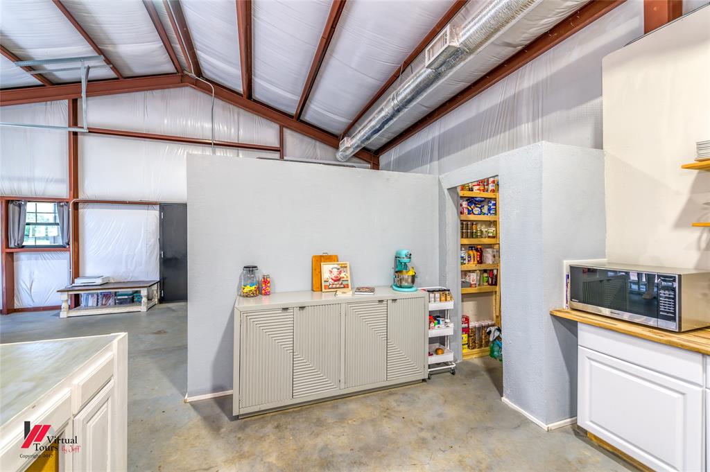 508 Powell Road Property Photo 16