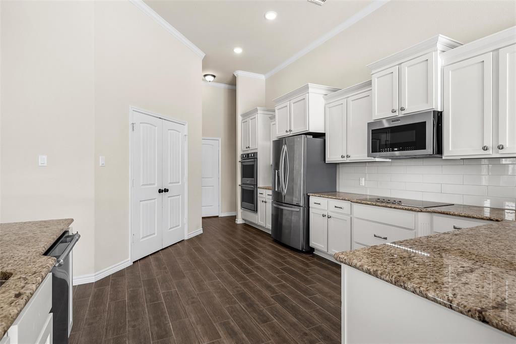 1201 Drummond Circle Property Photo 14