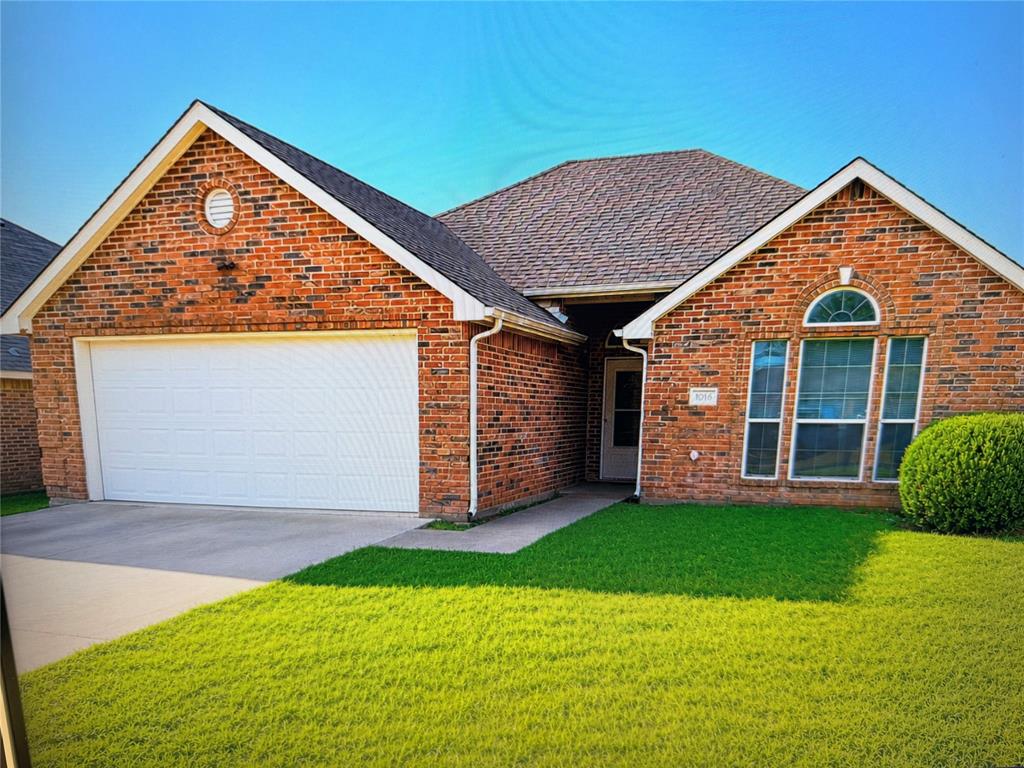 1016 Glenhaven Drive Property Photo 1